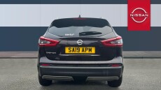 Nissan Qashqai 1.3 DiG-T N-Connecta 5dr Petrol Hatchback